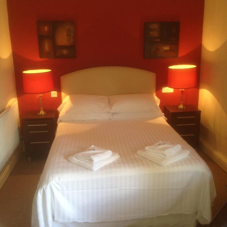 Hotel The Fox à Much Wenlock Extérieur photo
