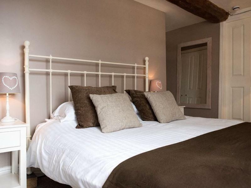 Hotel The Fox à Much Wenlock Extérieur photo